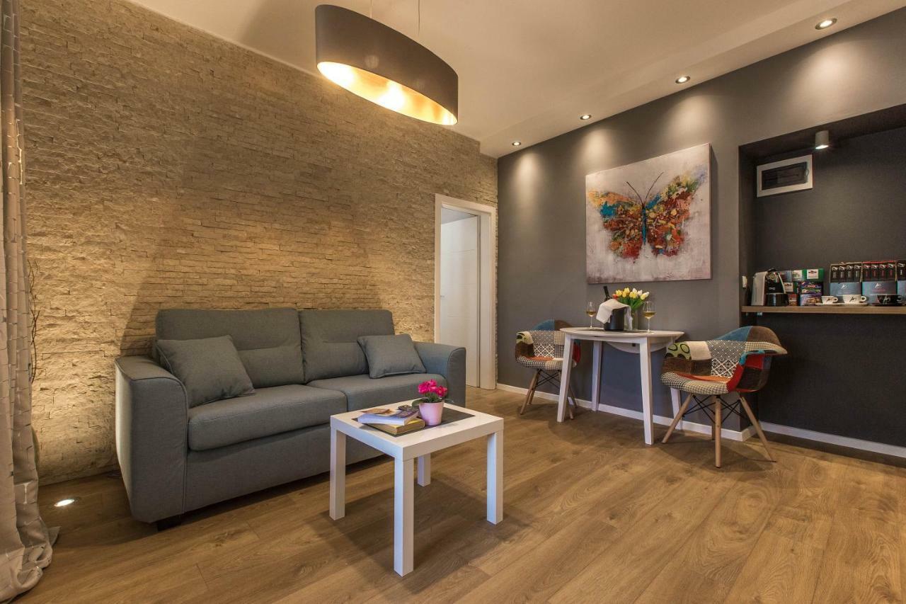 Exclusive City Center Apartment With Garden Rovinj Eksteriør billede